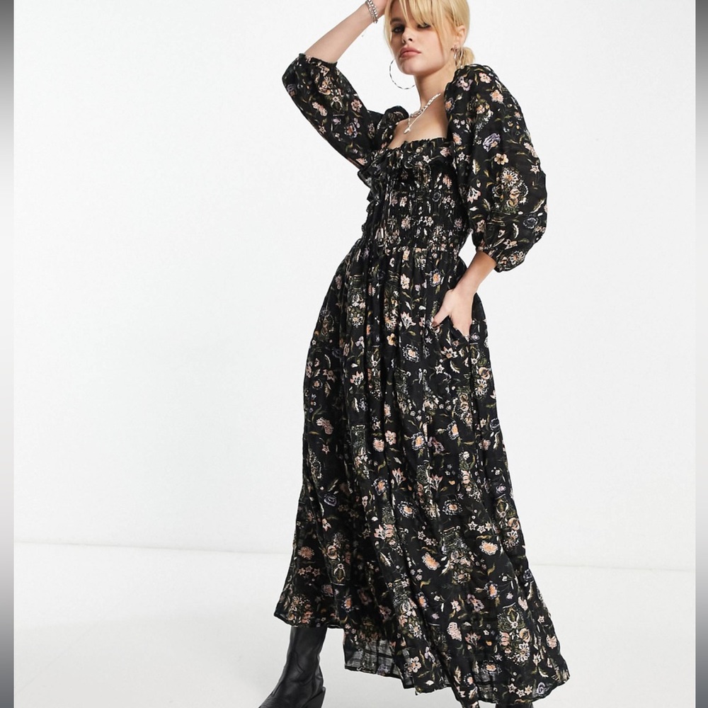 NWT Free People shirred detail floral print midaxi dress in black medium